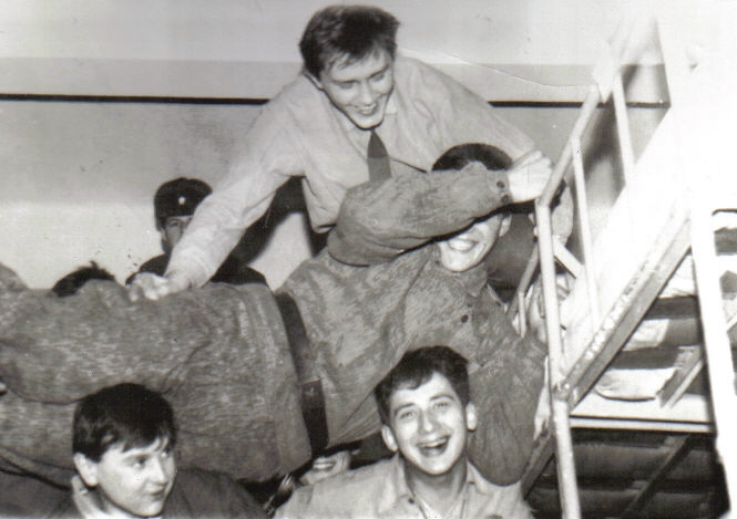 PV1988 6.jpg